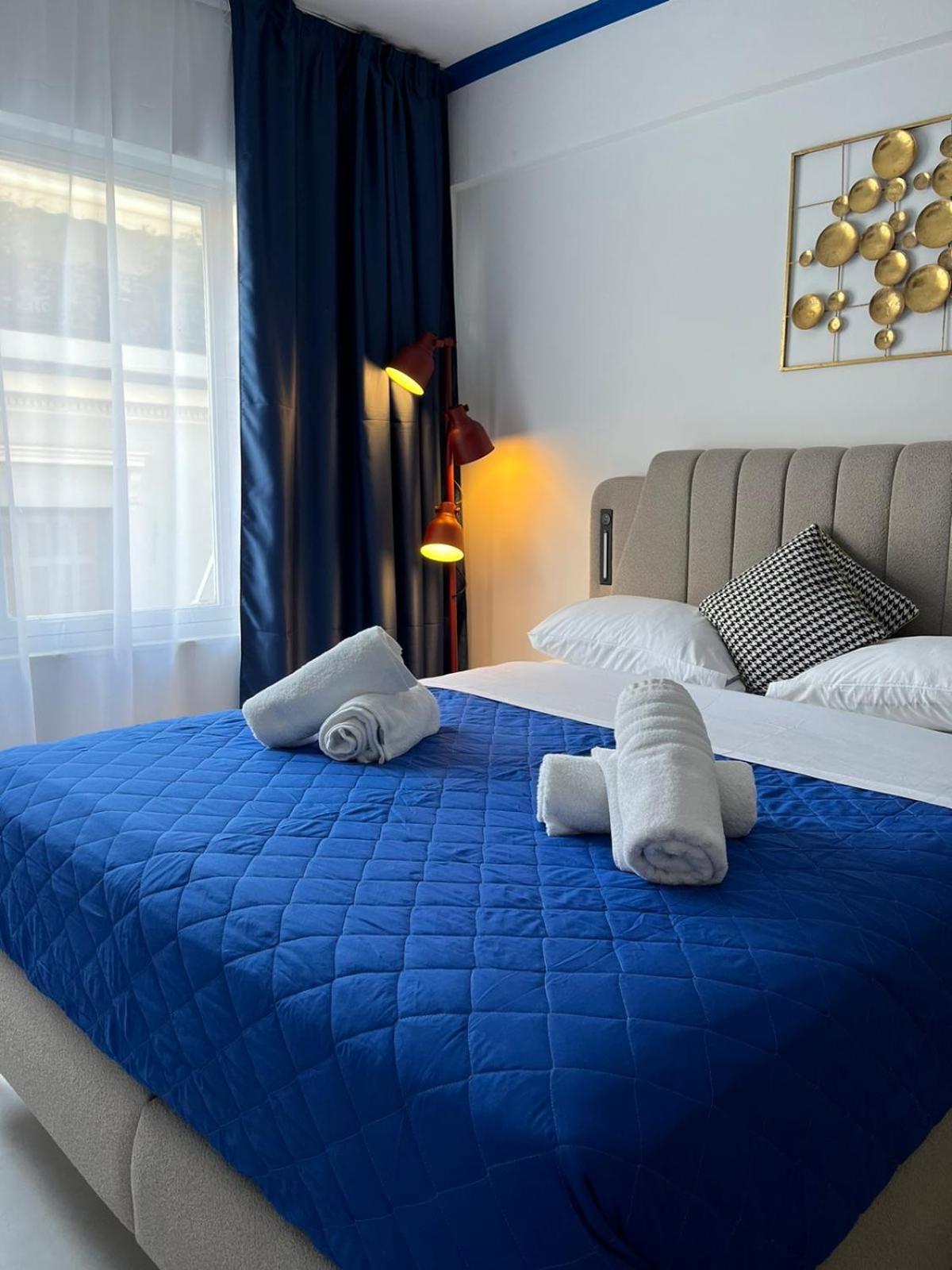 Voulis 45 Plaka By Zeussuites
